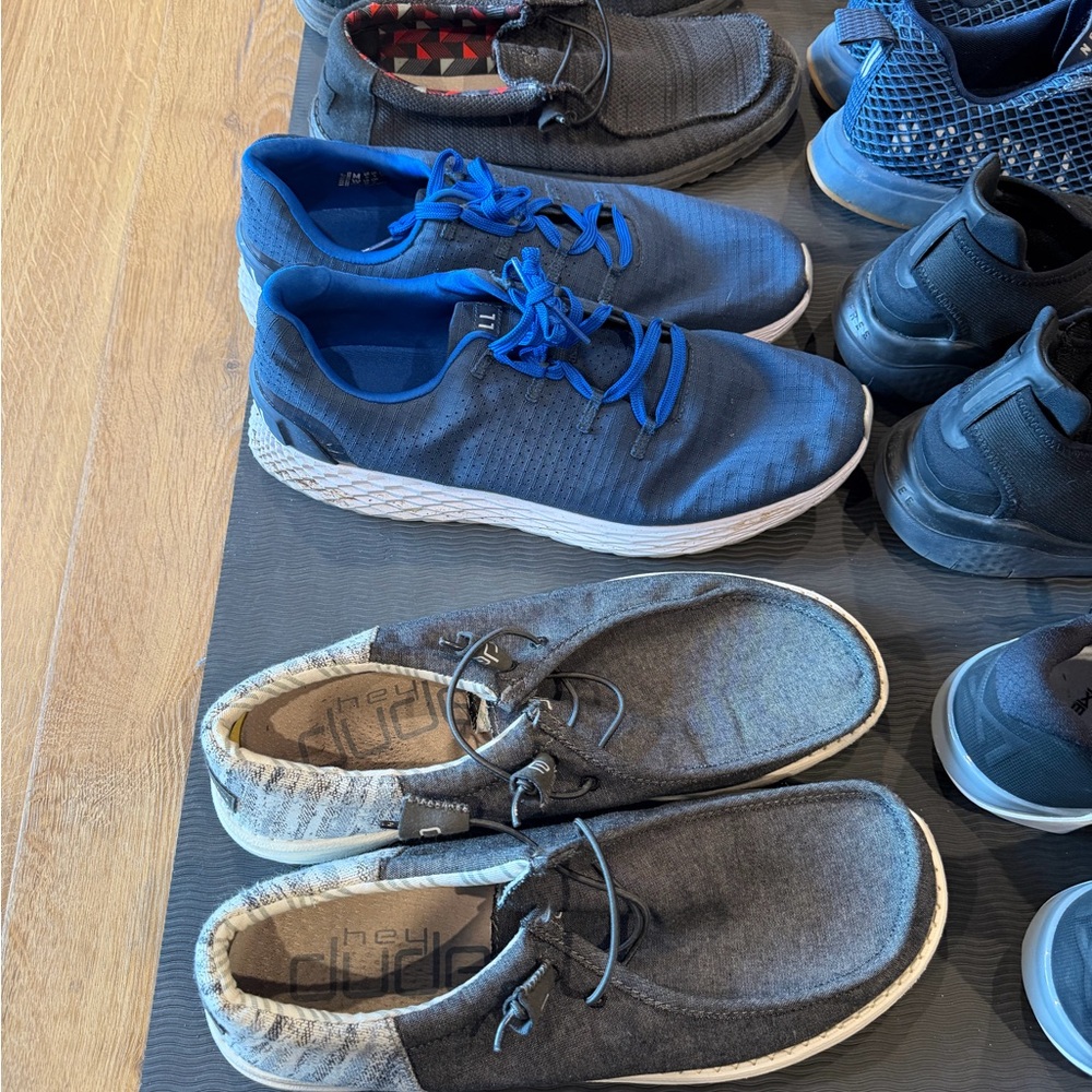 Athletic Shoe Bundle - image 9